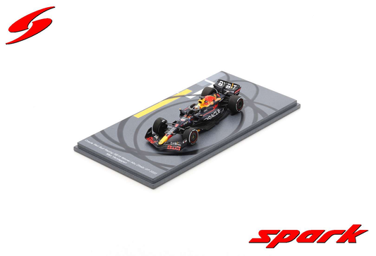 Preventa Spark 1:43 RB18 M. Verstappen Abu Dhabi Gp (Base especial, con marcas de llantas)